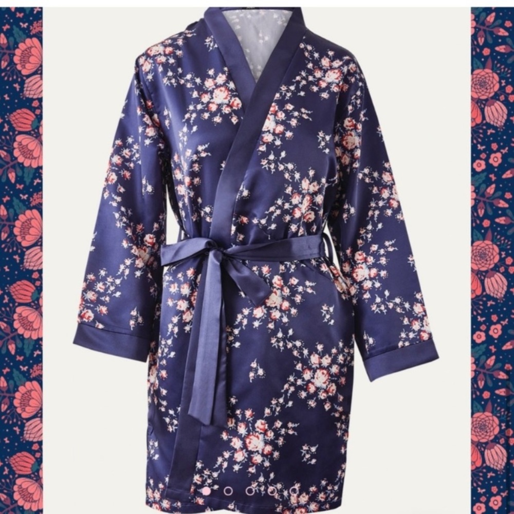 Morgan lane light floral satin robe